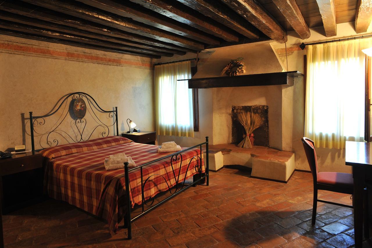 Hotel La Corte Correzzola Eksteriør bilde